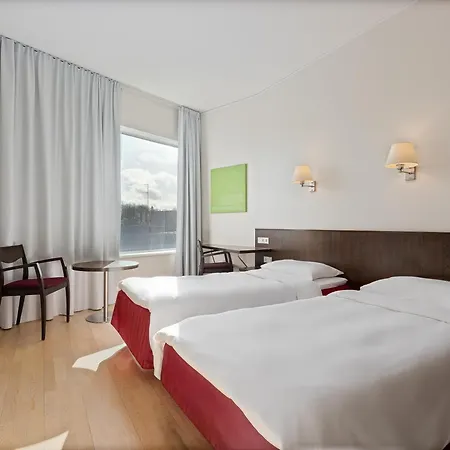 Park Inn By Radisson Meriton Conference & Spa Hotel Tallinn-3