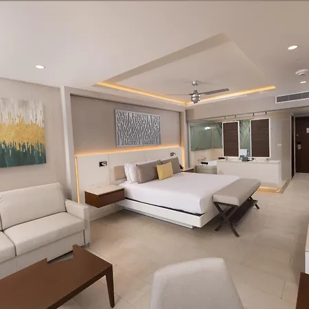 Royalton Riviera Cancun, An Autograph Collection All-Inclusive Resort & Casino (Adults Only)-2