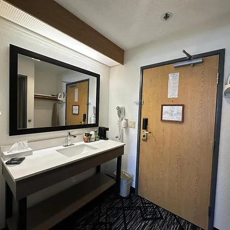 Ramada By Wyndham Strasburg Dover-2