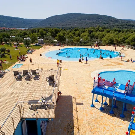 Mobile Homes Camping Kovacine-3