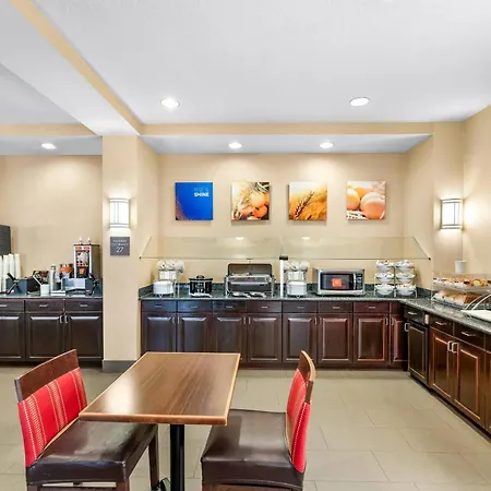 Comfort Suites Orlando Airport-3