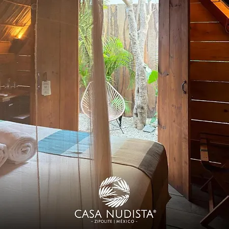 Casa Nudista - LGBT Hotel-3