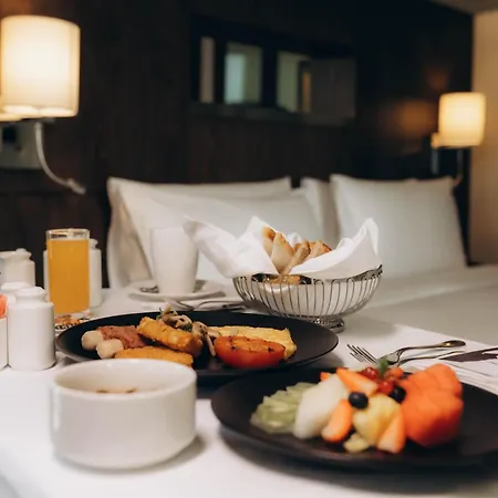 Holiday Inn Abu Dhabi By Ihg-2