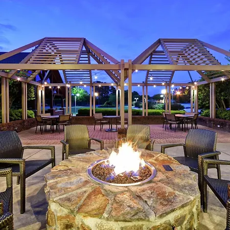 Embassy Suites Greenville Golf Resort & Conference Center-3