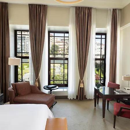 Four Seasons Hotel Istanbul At The Bosphorus-2
