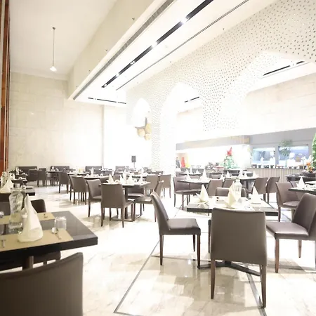 Radisson Hotel Agra-2