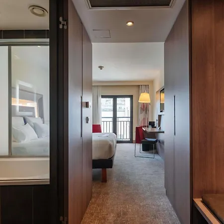 Novotel Istanbul Bosphorus Hotel-3