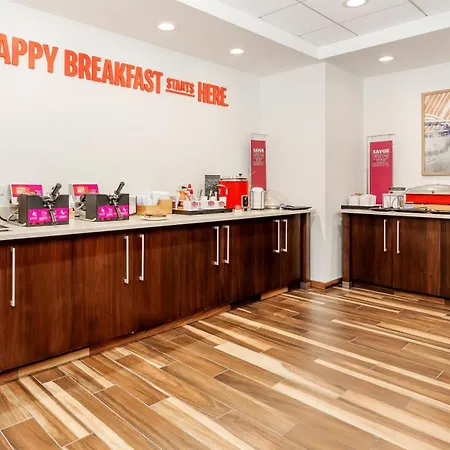 Hampton Inn & Suites Grants Pass-3