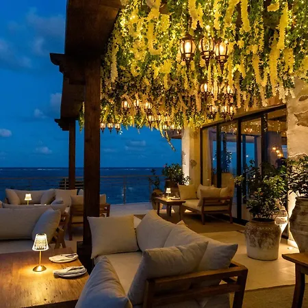The Fives Oceanfront-3