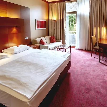 Das Sonnreich - Thermenhotel Loipersdorf-2