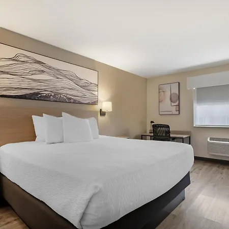 Best Western Plus Meridian-3