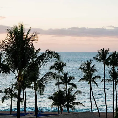 Outrigger Kaʻanapali Beach Resort-3