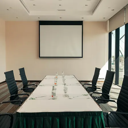 Holiday Inn Abu Dhabi By Ihg-3