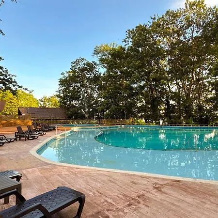 Hotel Amazon By On Vacation-2