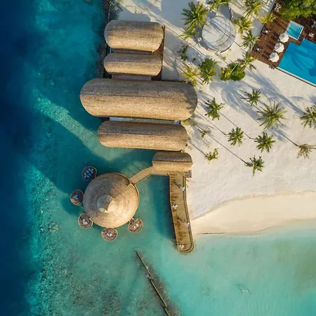 Outrigger Maldives Maafushivaru Resort-3