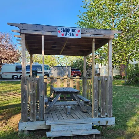 Orchard Queen Motel & Rv Park-2