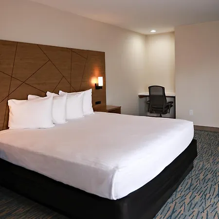 Rivertree Inn & Suites-3