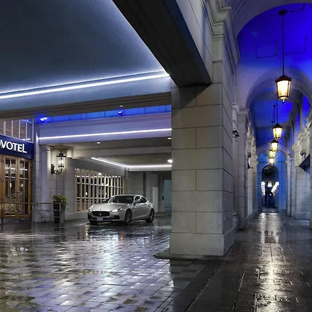 The Novotel Toronto Centre-3