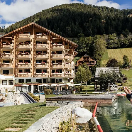 Thermenwelt Hotel Pulverer-3