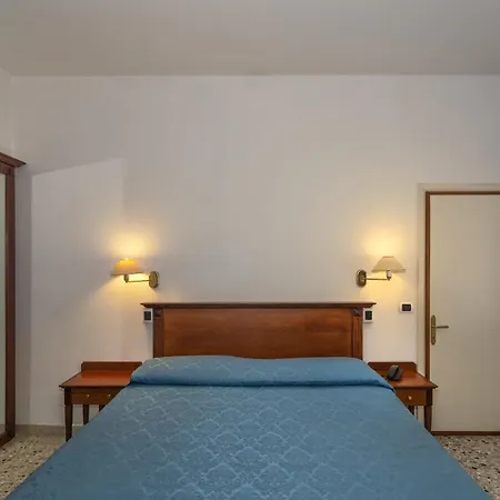 Hotel Residence Villa Marzia-2