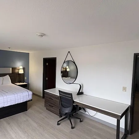 La Quinta By Wyndham Dodge City-2