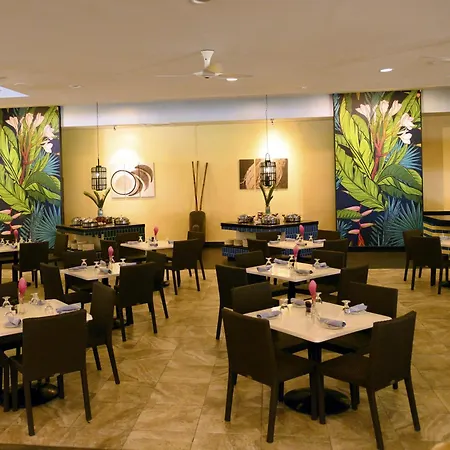 Coconut Bay Beach Resort & Spa All Inclusive-2