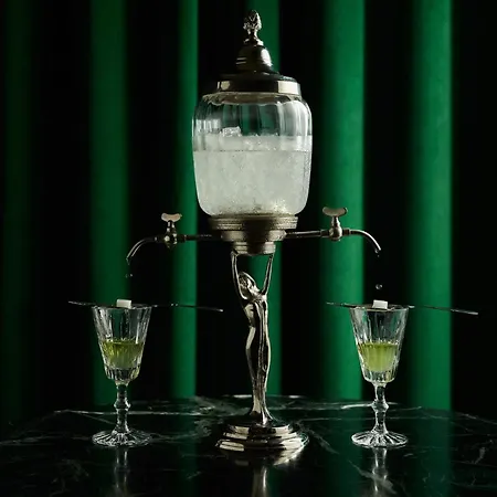 Hotel Cafe Royal-3
