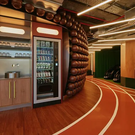 The Social Hub Barcelona Poblenou-2
