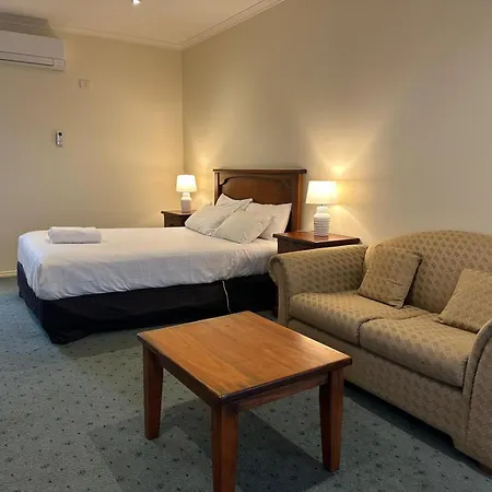 Crystal Inn-2