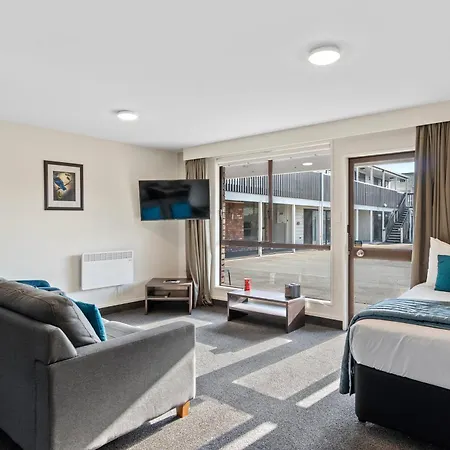 Ashford Motor Lodge-2