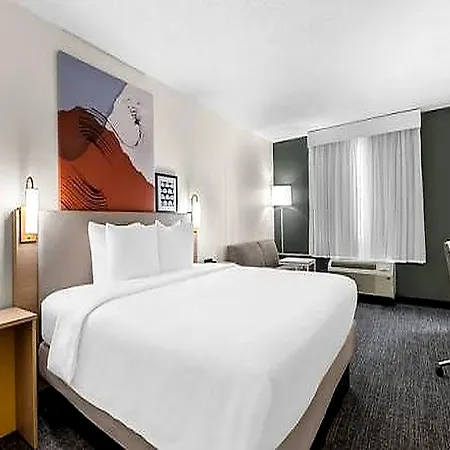 Spark By Hilton Stafford Sugar Land-3