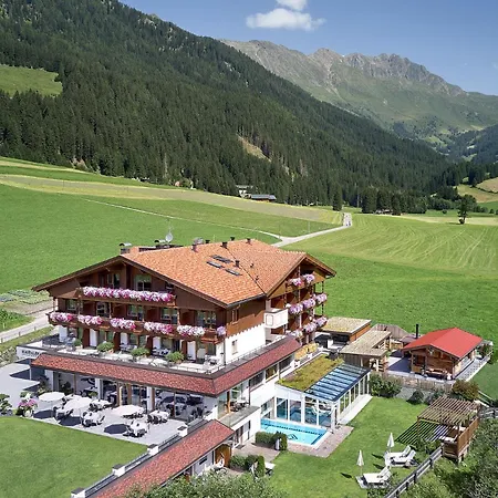 Vitalpina Hotel Magdalenahof-2