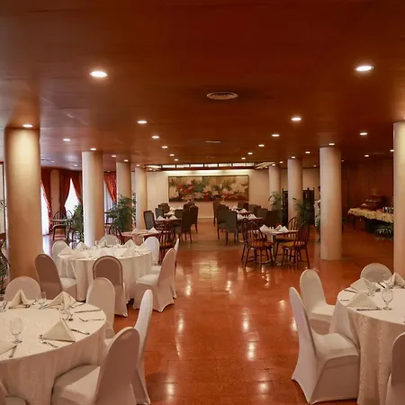 Beach Luxury Hotel-2