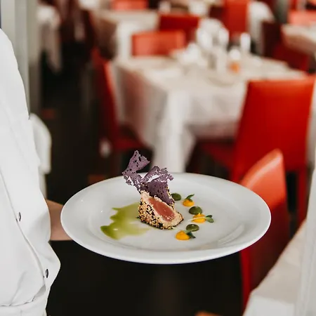 Hotel Adlon-2