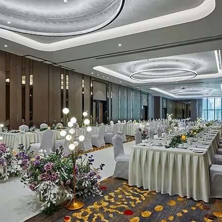 Pullman Kuala Lumpur City Centre Hotel & Residences-3