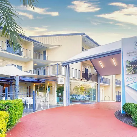 Cairns Queenslander Hotel & Apartments-2