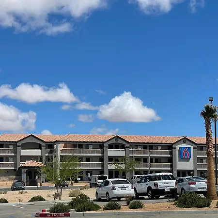 Motel 6 Barstow, Ca - Mojave Desert Stop - I-15-3