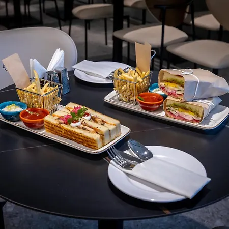 Rose Plaza Hotel Al Barsha-2