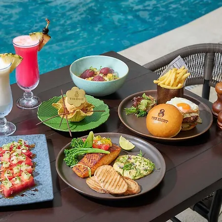 Swissotel The Stamford Singapore-3
