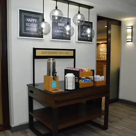 Hampton Inn Cambridge-3