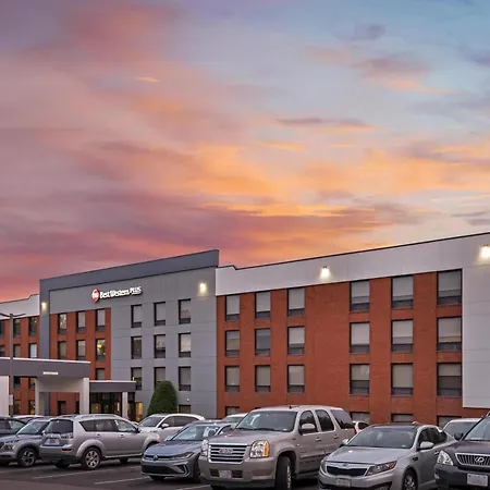 Best Western Plus Executive Hotel Richmond-3