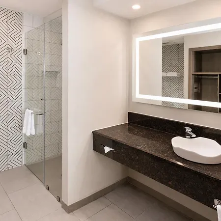 Holiday Inn Express Nuevo Laredo, an IHG Hotel-2