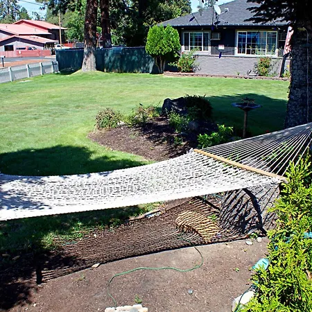 Cascade Lodge Boutique-2