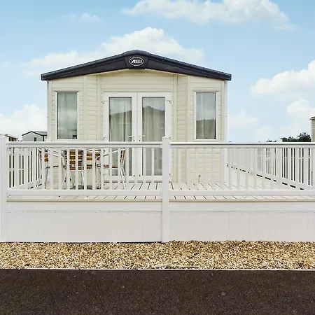 Riverside Holiday Village-2