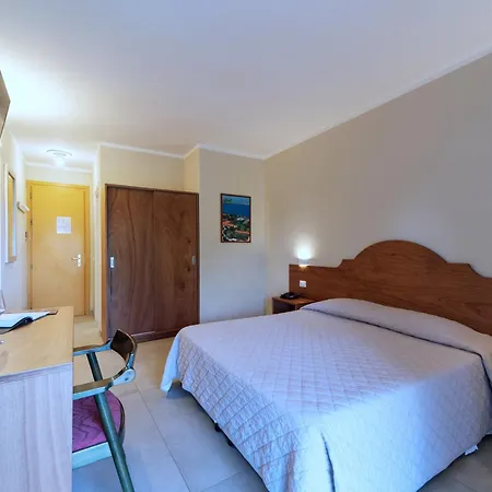 Hotel Fabricia-2