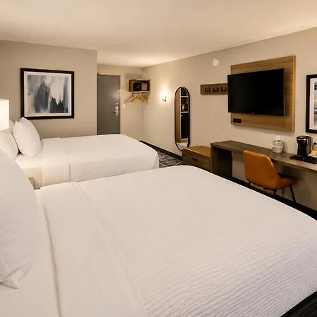 Best Western Plus Atlanta Sandy Springs Perimeter Hotel-2