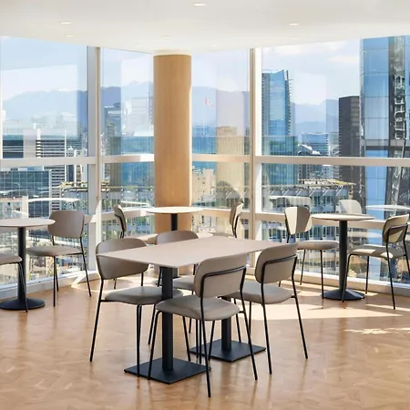 Sheraton Vancouver Wall Centre-3
