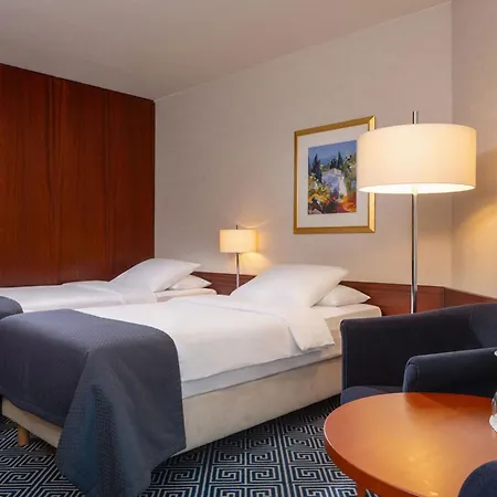 Maritim Hotel Wuerzburg-3