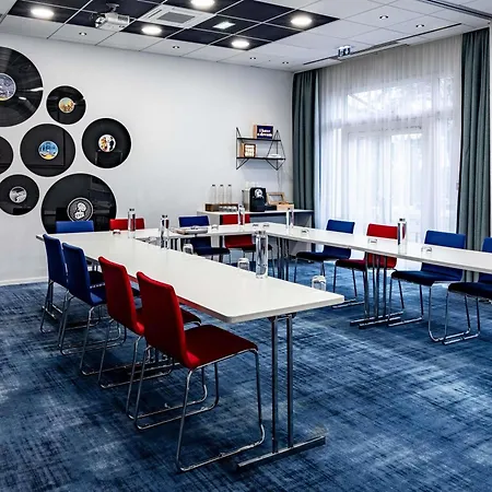 Novotel Beaune-3