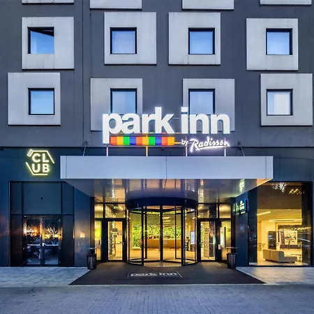 Park Inn By Radisson Danube Bratislava-2